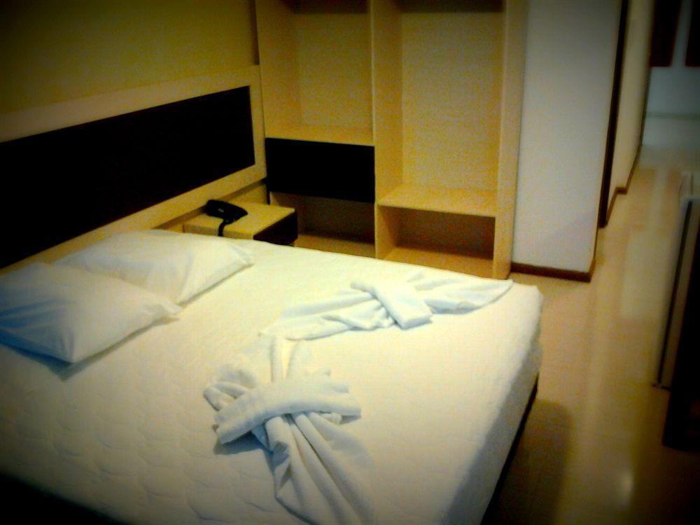 Hotel Cascata Das Pedras Фос ду Игуасу Екстериор снимка